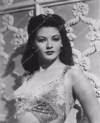 Yvonne DeCarlo 8641-23
