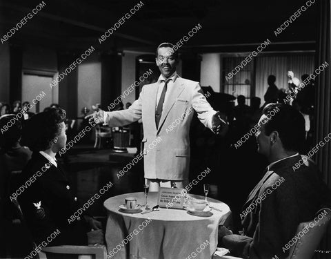 Billy Eckstine singing away film Skirts Ahoy 8668-29