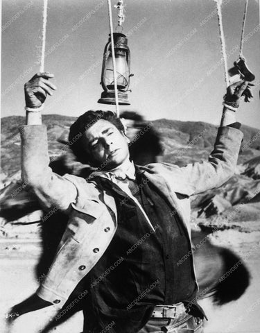 Tomas Millian? Spaghetti western The Ugly Ones 8705-10