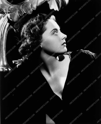 Amanda Duff stylish portrait 8760-28