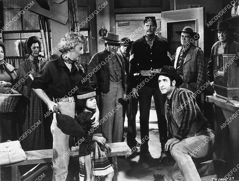 Barbara Stanwyck Sheb Wooley film Trooper Hook 8905-13