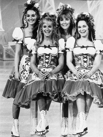 The Lennon Sisters 8952-18