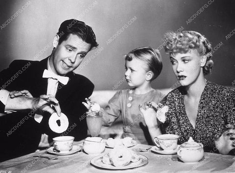 Arthur Lake Penny Singleton dunking donuts Blondie film series 8954-03