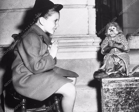 candid Margaret O'Brien and a cute little monkey 8969-33