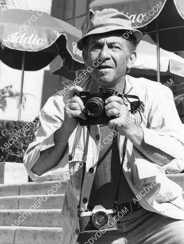Jack Carter w his cameras TVM Kingston Confidential 8B11-173