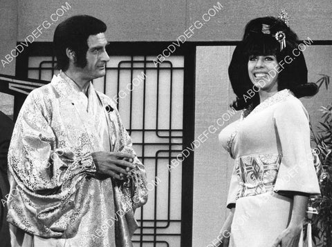 Carol Burnett and guest star TV The Carol Burnett Show 8B11-539