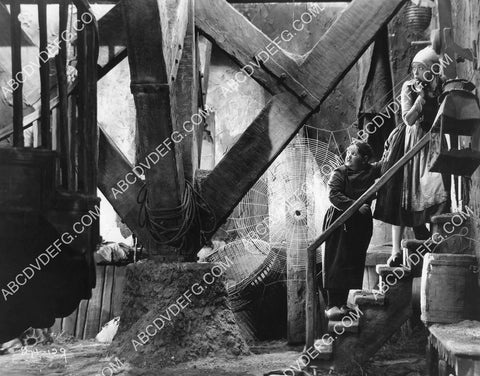 Marion Davies Owen Moore Louise Fazenda George Siegmann Karl Dane silent film The Red Mill 8B11-647