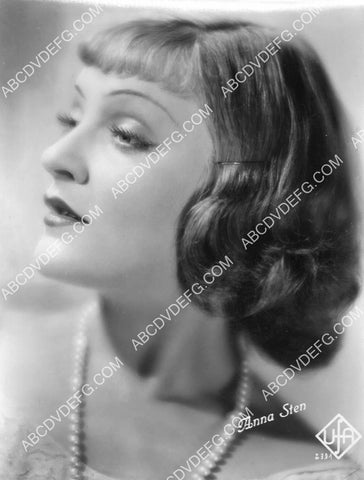 Anna Sten portrait 8B11-734