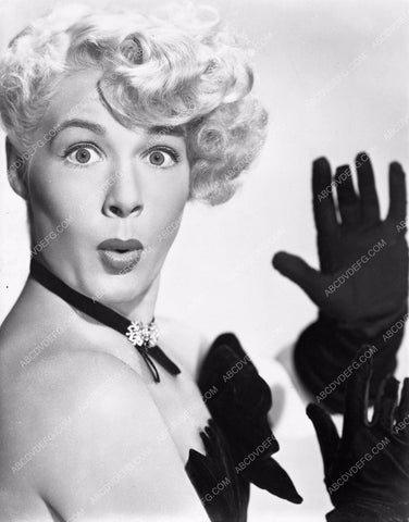 Betty Hutton portrait 8b03-282