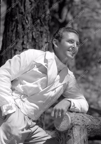 Alan Jones outdor photo shoot 8b03-323