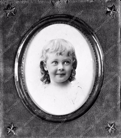 Carole Lombard portrait as young child 8b03-541
