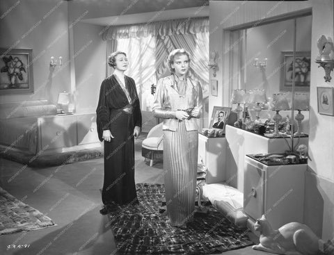 Ida Lupino film One Rainy Afternoon 8b4-473