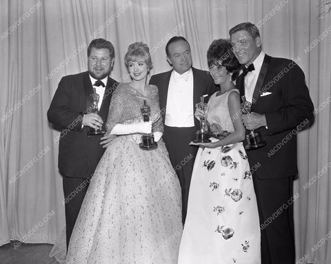 Shirley Jones Bob Hope Elizabeth Taylor Burt Lancaster w Oscars 8b5-239