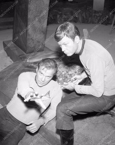 William Shatner DeForest Kelley original TV Star Trek Amok Time 8b5-299