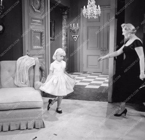 child star Evelyn Rudie TV G.E. Theater ep Nobody's Child 8b6-258