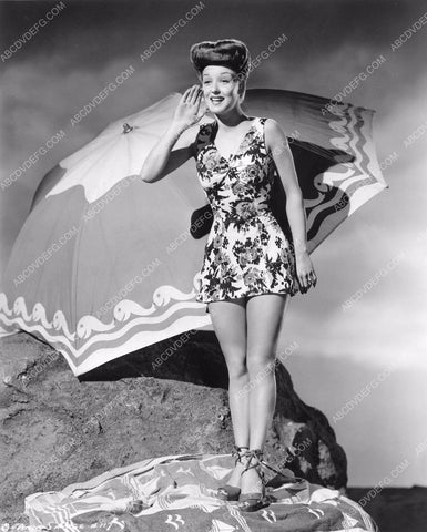 Ann Savage sexy in swimsuit pinup cheesecake pose 8b6-607