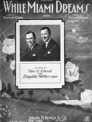 sheet music cover While Miami Dreams Van & Schenk 9077-16