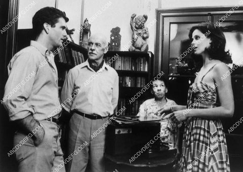 Mel Gibson Linda Hunt Sigourney Weaver film The Year of Living Dangerously 9078-03