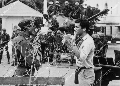 Mel Gibson film The Year of Living Dangerously 9078-04