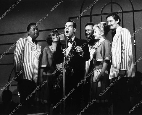 music bandleader Tex Beneke unknown production 9121-6