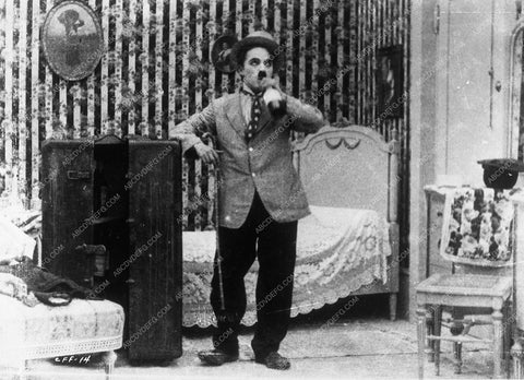 Charlie Chaplin silent movie The Cure 9593-03