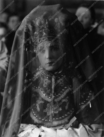 veiled Leatrice Joy portrait silent film A Tale of Two Worlds 9856-12