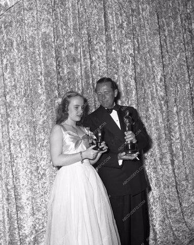 unidentified Oscars cademy Awards aa1945-21</br>Los Angeles Newspaper press pit reprints from original 4x5 negatives for Academy Awards.