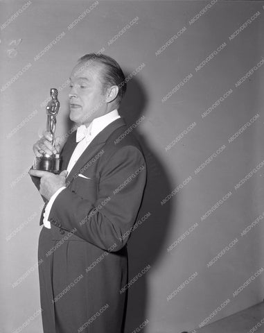 1959 Oscars Bob Hope and his statue Academy Awards aa1959-45</br>Los Angeles Newspaper press pit reprints from original 4x5 negatives for Academy Awards.