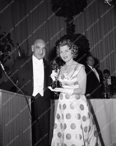 1959 Oscars someone please help me out Academy Awards aa1959-73</br>Los Angeles Newspaper press pit reprints from original 4x5 negatives for Academy Awards.
