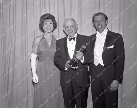 1960 Oscars someone please help me out Academy Awards aa1960-44</br>Los Angeles Newspaper press pit reprints from original 4x5 negatives for Academy Awards.