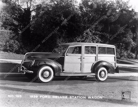 1939 Ford Deluxe Station Wagon Woody vintage automobile cars-23