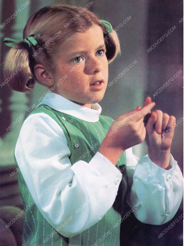 child star Anissa Jones TV show Family Affair 8b20-0027