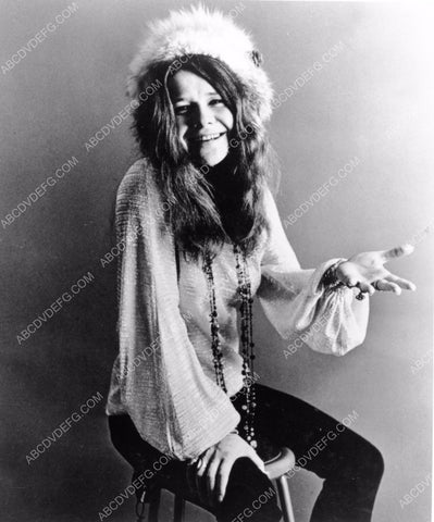 singer Janis Joplin seated portrait 8b20-0302