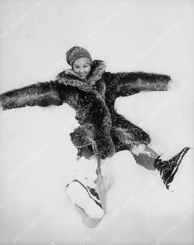 Mylene Demongeot goes snow bunny in fur coat 8b20-0492