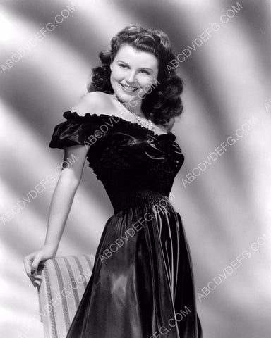 beautiful Vivian Austin portrait 8b20-0790