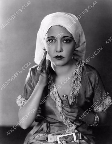 silent star Dorothy Sebastian applies a little makeup 8b20-0899