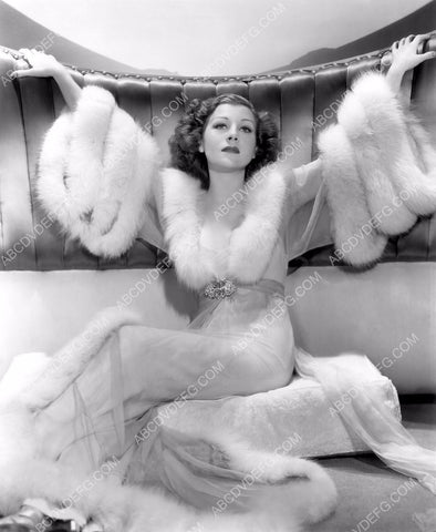 Shirley Ross glamour portrait in white fur 8b20-10009