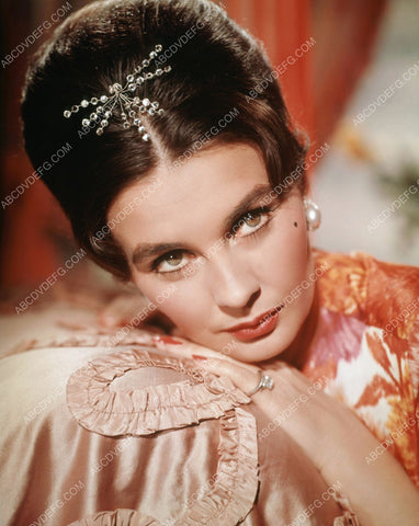 gorgeous Jean Simmons film The Grass Is Greener 8b20-10389