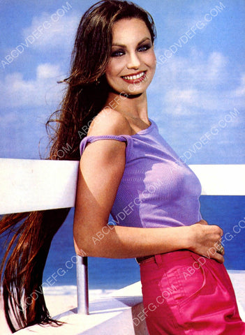 beautiful Crystal Gayle and her hair portrait 8b20-10830