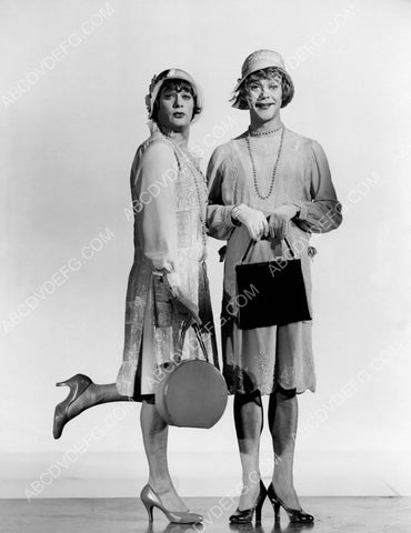 Jack Lemmon Tony Curtis in drag classic comedy Some Like It Hot 8b20-10927