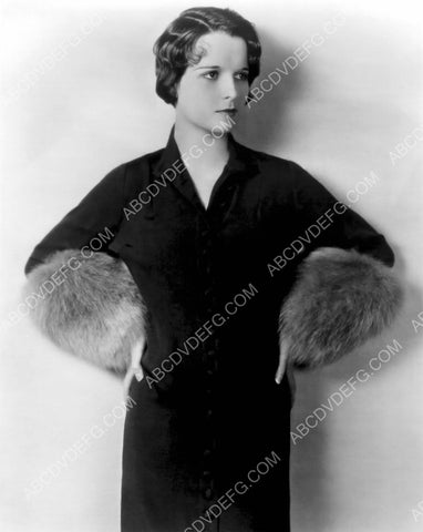 beautiful Louise Brooks fashion portrait 8b20-11081