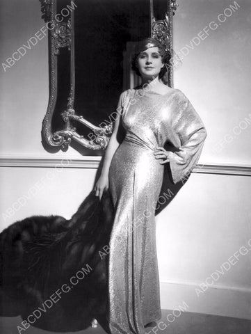 Norma Shearer full length fashion portrait 8b20-11353
