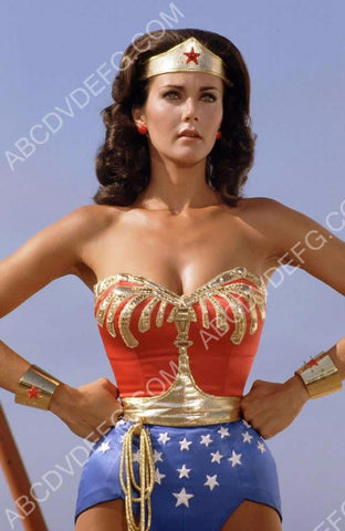 gorgeous Lynda Carter TV Wonder Woman 8b20-11606