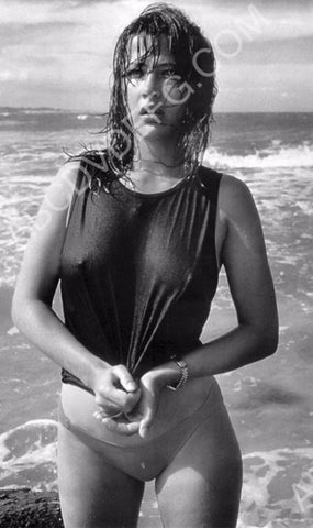 Sophie Marceau clothes all wet at the beach 8b20-11644