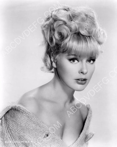 beautiful Elke Sommer portrait 8b20-11731