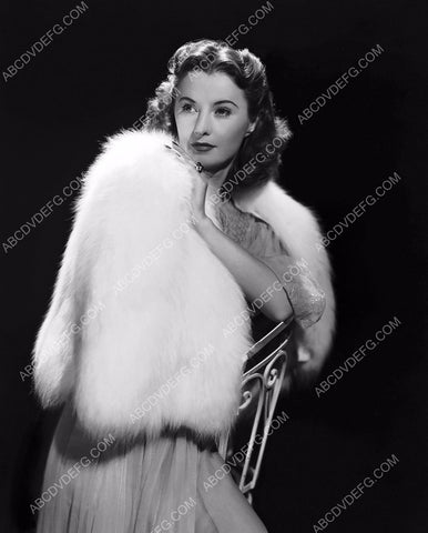 Barbara Stanwyck in white fur 8b20-11775