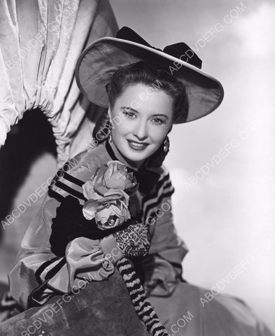 Barbara Stanwyck beautiful pic 8b20-12298