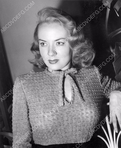 beautiful Audrey Totter portrait 8b20-1233