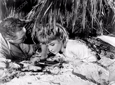 Anthony Quayle Sylvia Syms film East of Sudan 8b20-12403