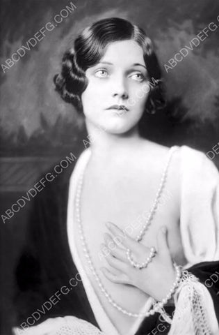 beautiful Adrienne Ames portrait 8b20-12571